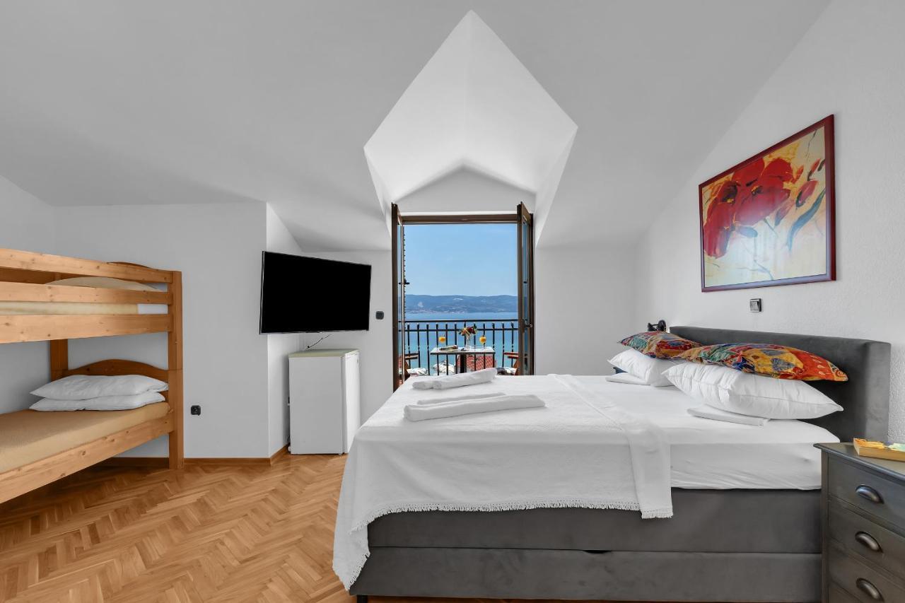 Guest House Lazeta Duće Esterno foto